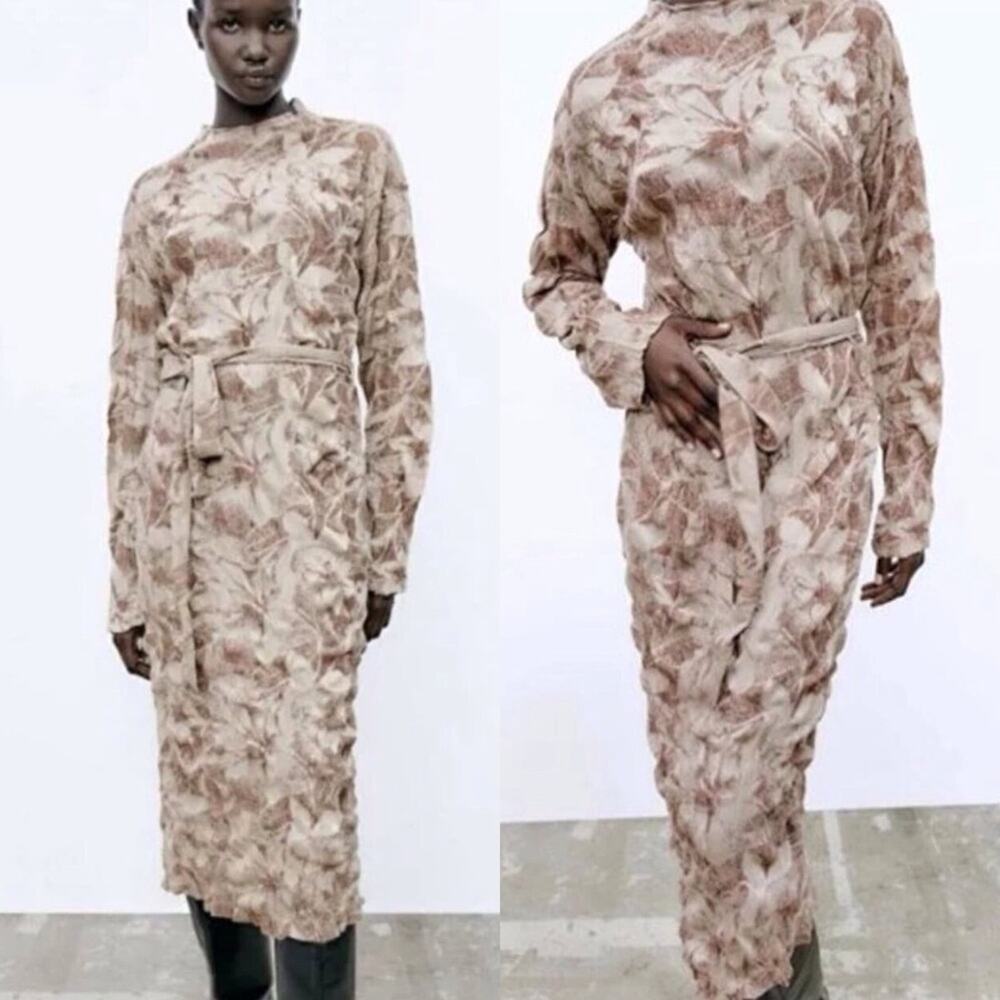 NWT Zara Jacquard Midi Tie Waist Crinkle Detail Dress in Brown Sz Med.